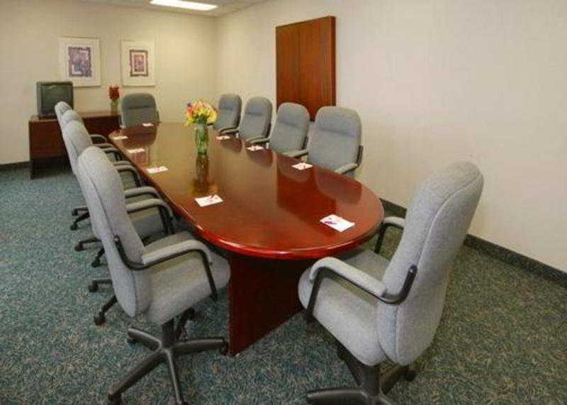 Comfort Suites Airport Columbus Fasiliteter bilde